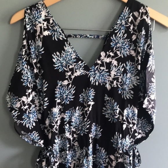 Thakoon Collective | floral flutter split sleeve bohemian maxi dress. Size 2 - Picture 4 of 10